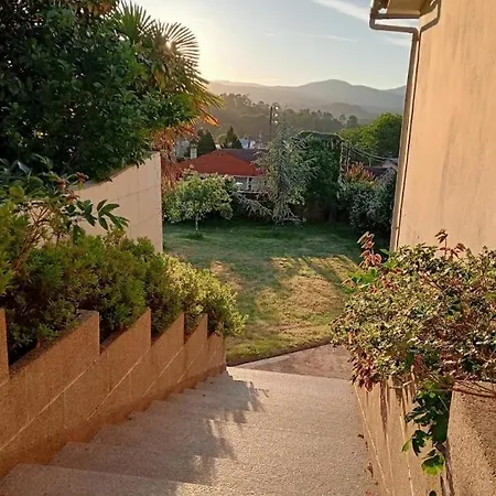 La Maison D'abelleira Δωμάτια σε οικογενειακή κατοικία Ponteareas